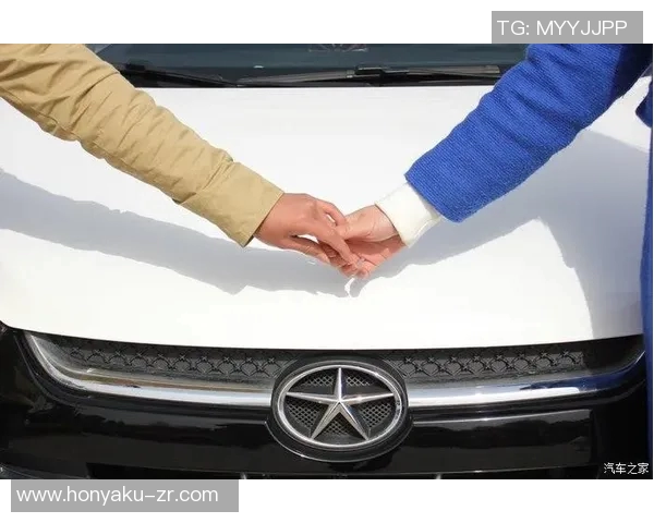 亚当斯的传奇人生与成就探秘：从平凡到卓越的奋斗之路